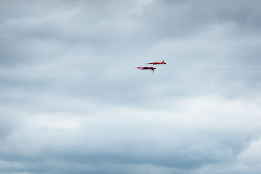 I Captured The Perfection Of Aerial Geometry And Trajectories Performed By The Swiss Aerobatic Team Patrouille Suisse (40 Pics)
