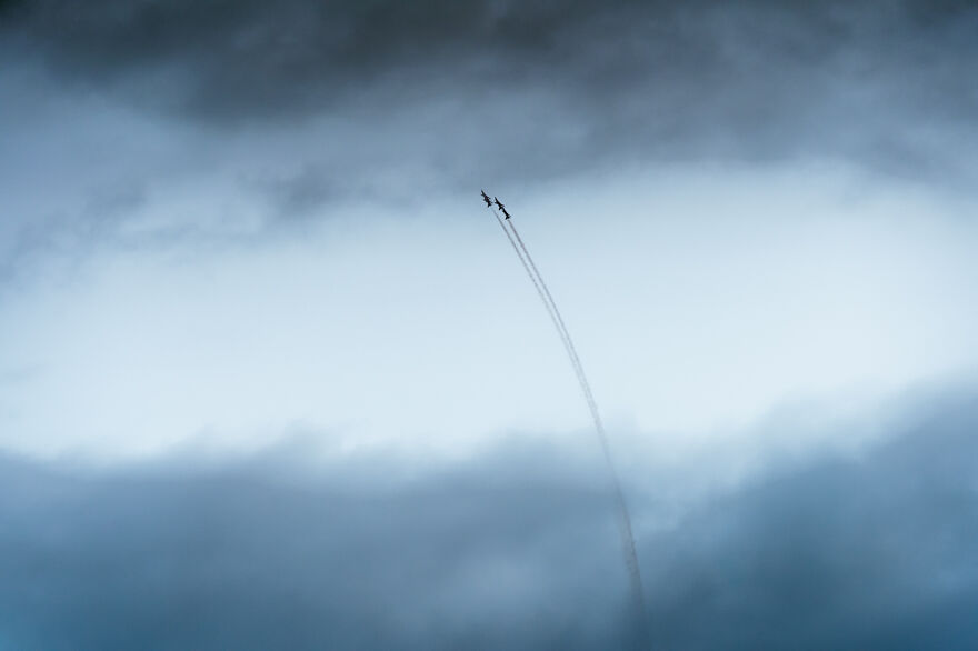 I Captured The Perfection Of Aerial Geometry And Trajectories Performed By The Swiss Aerobatic Team Patrouille Suisse (40 Pics)