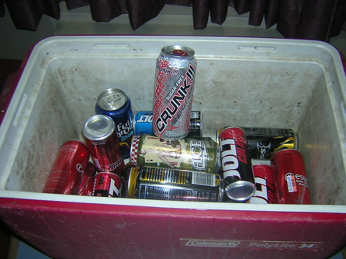 40 Bizarre, Uplifting, Or Straight Up Chucklesome, Yet Unlikely Personal Stories As Shared Online That Are Very Much True