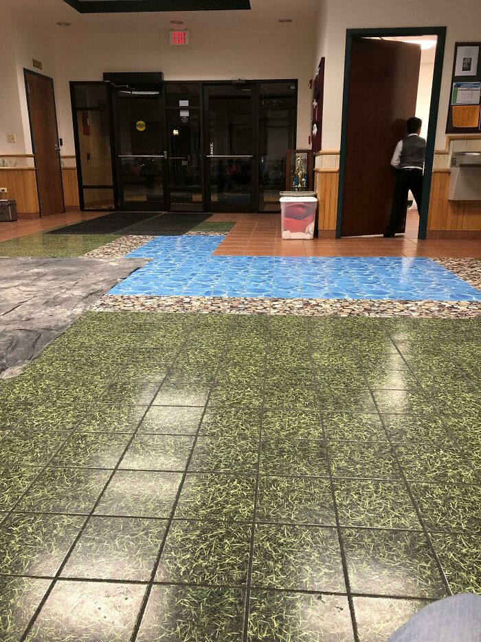 “Awful Taste And Awful Execution”: 35 Hilarious Pics From This Online Thread “Awful Taste And Awful Execution”: 35 Hilarious Pics From This Online Thread