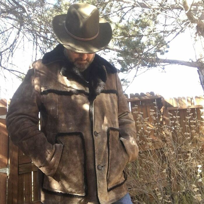 50 Times People Hit The Jackpot While Thrifting In Goodwill Bins And Had To Brag About It In This Online Group 50 Times People Hit The Jackpot While Thrifting In Goodwill Bins And Had To Brag About It In This Online Group