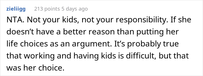 Childfree Woman Wonders If She’s A Jerk For Refusing To Help Out Coworker With 5 Kids Childfree Woman Wonders If She’s A Jerk For Refusing To Help Out Coworker With 5 Kids
