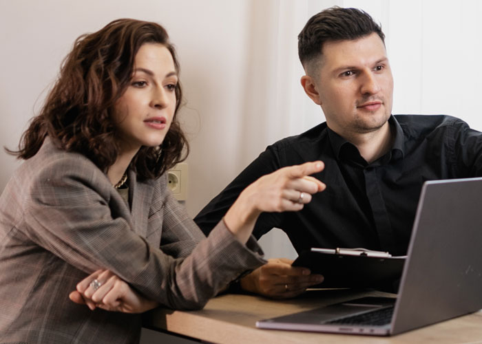 30 People Share Things In Job Descriptions Or Interviews That Instantly Indicate Red Flags 30 People Share Things In Job Descriptions Or Interviews That Instantly Indicate Red Flags