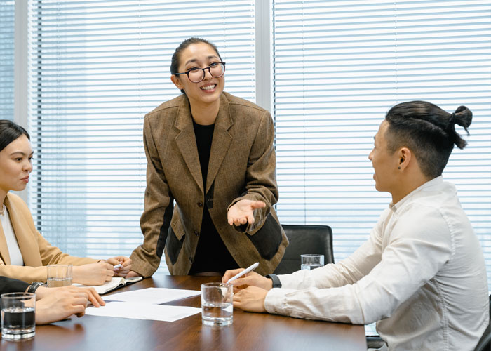 30 People Share Things In Job Descriptions Or Interviews That Instantly Indicate Red Flags 30 People Share Things In Job Descriptions Or Interviews That Instantly Indicate Red Flags