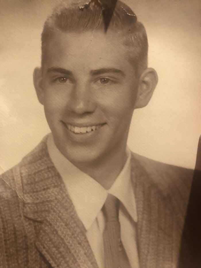 Hey Pandas, Share Some Of Your School Pictures That Are Old (Closed) Hey Pandas, Share Some Of Your School Pictures That Are Old (Closed)