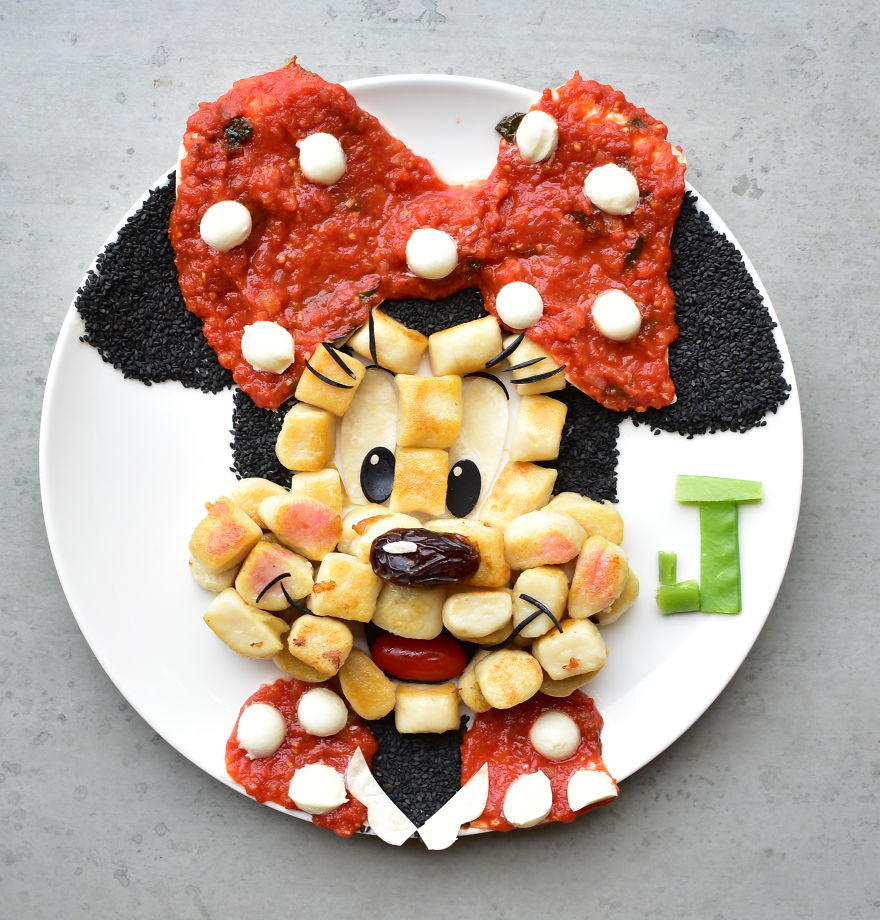 I Trick My Kids Into Eating Healthy Foods By Turning Them Into Their Favorite Characters (24 New Pics) I Trick My Kids Into Eating Healthy Foods By Turning Them Into Their Favorite Characters (24 New Pics)