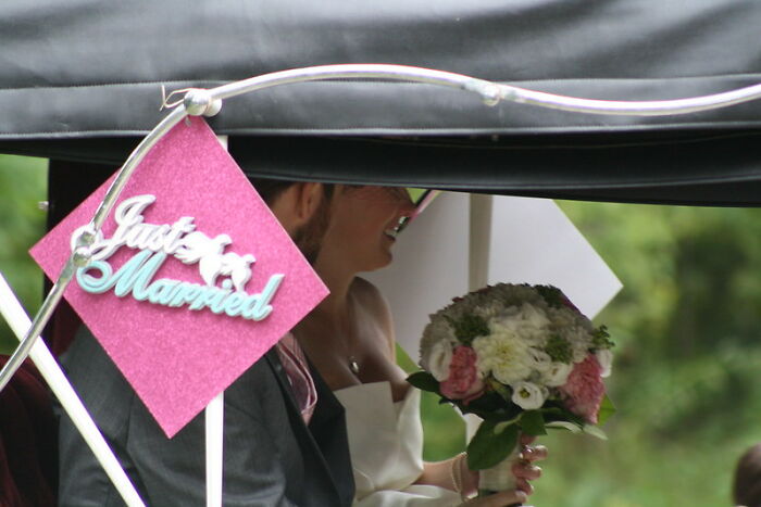 27 Stories Of Future Spouses Who Were Left Or Practically Left At The Altar, As Told By Folks In This Online Community 27 Stories Of Future Spouses Who Were Left Or Practically Left At The Altar, As Told By Folks In This Online Community