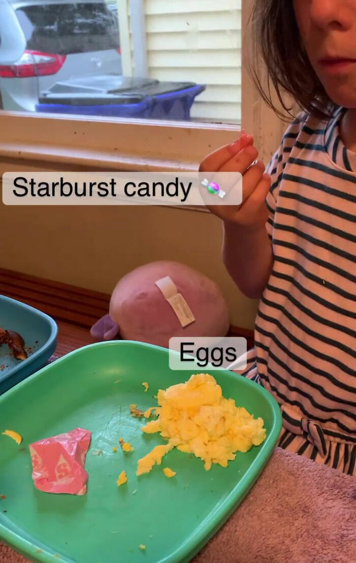 Mom Of 3 Combats Her Children’s Fixation On Candy By Exposing Them To “All Foods” Mom Of 3 Combats Her Children’s Fixation On Candy By Exposing Them To “All Foods”