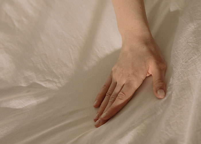 30 People Share The Funniest Things They’ve Heard Their Partners Say In Their Sleep 30 People Share The Funniest Things They’ve Heard Their Partners Say In Their Sleep