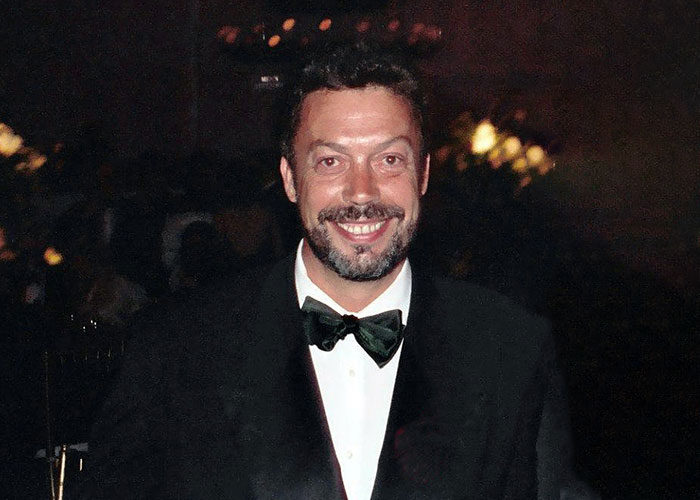 40 Times People Regretted Meeting Celebrities In Real Life Due To It Getting Awkward 40 Times People Regretted Meeting Celebrities In Real Life Due To It Getting Awkward