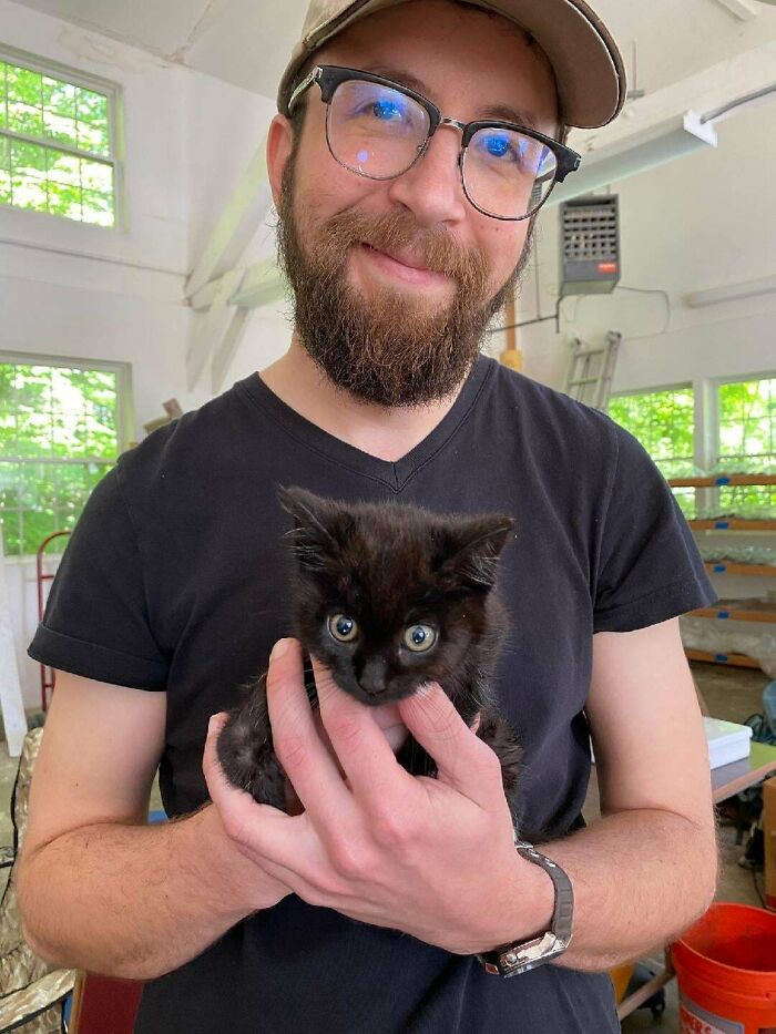 45 Wholesome Pics Of Adopted Pets That Show What Joy Giving Them A Second Chance Brings To Everybody (August Edition) 45 Wholesome Pics Of Adopted Pets That Show What Joy Giving Them A Second Chance Brings To Everybody (August Edition)