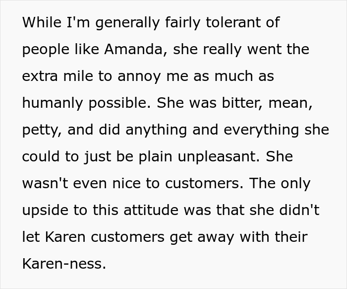 Manager “Left Hanging” In Elevator For 5 Hours With A Full Bladder After Her Employee Couldn’t Help Her Because Of Her Own Absurd Rules Manager “Left Hanging” In Elevator For 5 Hours With A Full Bladder After Her Employee Couldn’t Help Her Because Of Her Own Absurd Rules