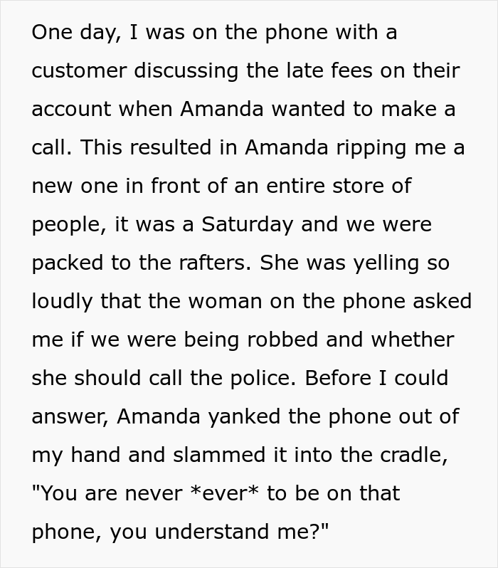 Manager “Left Hanging” In Elevator For 5 Hours With A Full Bladder After Her Employee Couldn’t Help Her Because Of Her Own Absurd Rules Manager “Left Hanging” In Elevator For 5 Hours With A Full Bladder After Her Employee Couldn’t Help Her Because Of Her Own Absurd Rules