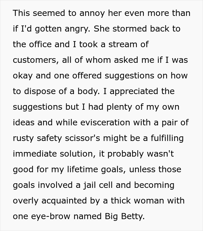 Manager “Left Hanging” In Elevator For 5 Hours With A Full Bladder After Her Employee Couldn’t Help Her Because Of Her Own Absurd Rules Manager “Left Hanging” In Elevator For 5 Hours With A Full Bladder After Her Employee Couldn’t Help Her Because Of Her Own Absurd Rules
