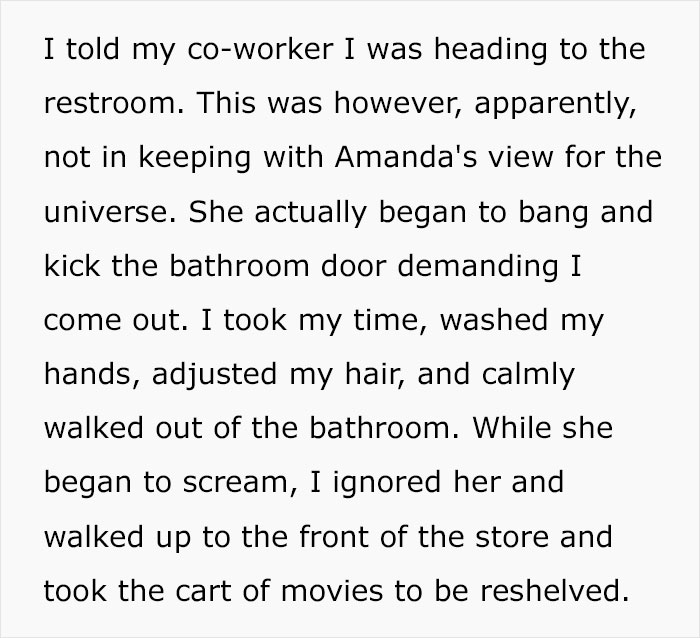 Manager “Left Hanging” In Elevator For 5 Hours With A Full Bladder After Her Employee Couldn’t Help Her Because Of Her Own Absurd Rules Manager “Left Hanging” In Elevator For 5 Hours With A Full Bladder After Her Employee Couldn’t Help Her Because Of Her Own Absurd Rules