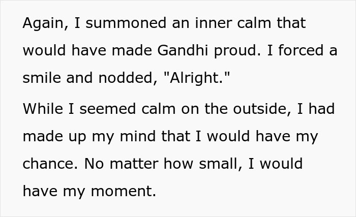 Manager “Left Hanging” In Elevator For 5 Hours With A Full Bladder After Her Employee Couldn’t Help Her Because Of Her Own Absurd Rules Manager “Left Hanging” In Elevator For 5 Hours With A Full Bladder After Her Employee Couldn’t Help Her Because Of Her Own Absurd Rules