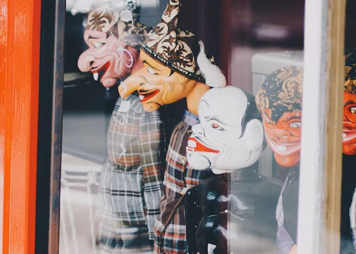 30 Of The Creepiest Things People Have Ever Discovered In Homes 30 Of The Creepiest Things People Have Ever Discovered In Homes