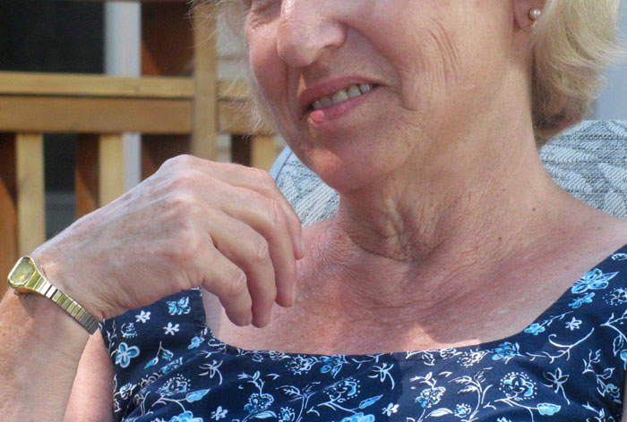 “I Offered To Let My Mom Live With Me Under The Exact Same Terms I Lived With Her As A Teen” “I Offered To Let My Mom Live With Me Under The Exact Same Terms I Lived With Her As A Teen”