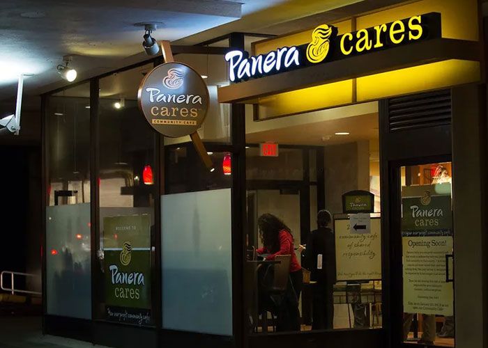 30 Times People Made The Worst Business Decisions Ever, As Shared In This Online Thread 30 Times People Made The Worst Business Decisions Ever, As Shared In This Online Thread