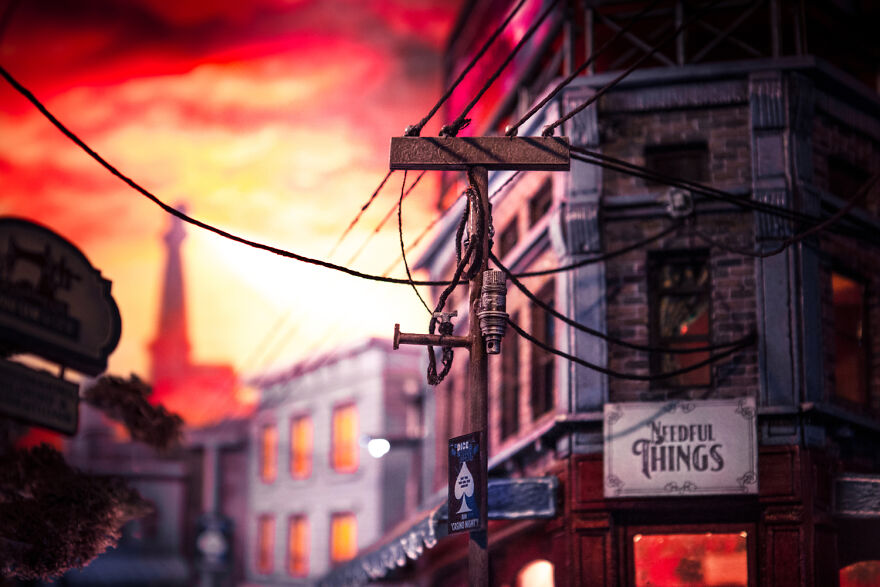 I’ve Created A Miniature Version Of A Town From Stephen King’s Novel I’ve Created A Miniature Version Of A Town From Stephen King’s Novel