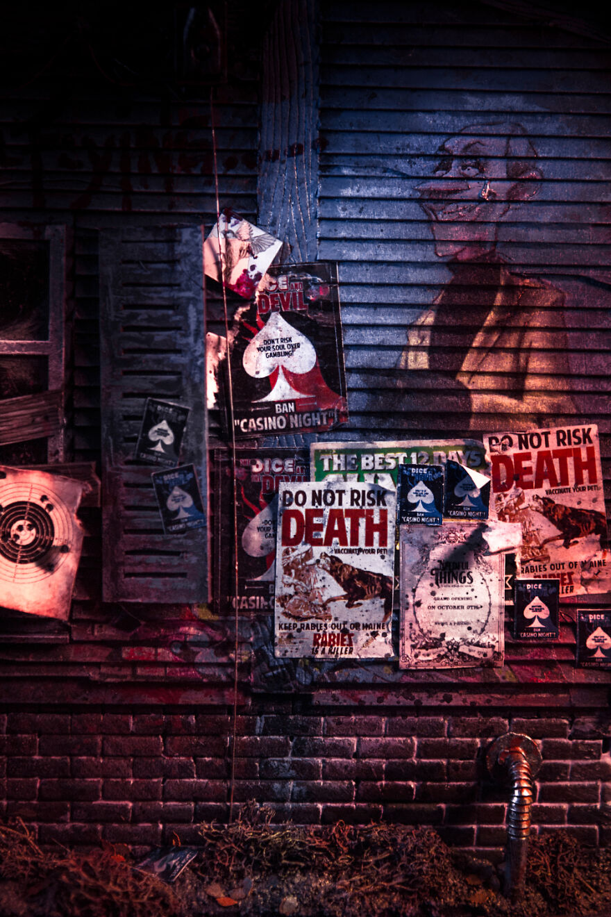 I’ve Created A Miniature Version Of A Town From Stephen King’s Novel I’ve Created A Miniature Version Of A Town From Stephen King’s Novel