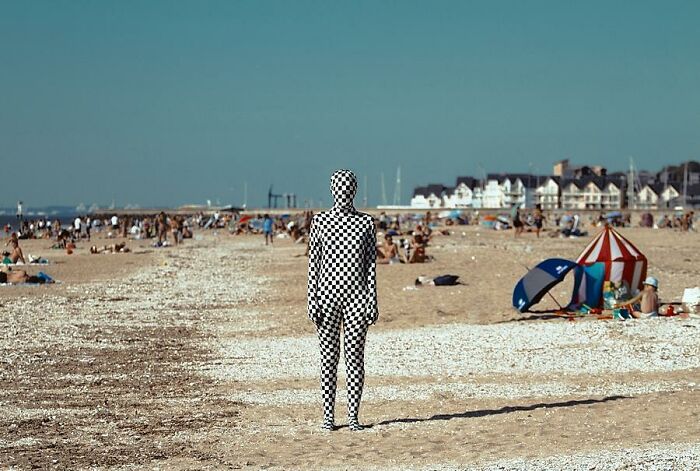 30 Surreal Self-Portraits Wearing Full-Body Suits That Suggest Strangeness, Otherworldliness, And Isolation 30 Surreal Self-Portraits Wearing Full-Body Suits That Suggest Strangeness, Otherworldliness, And Isolation