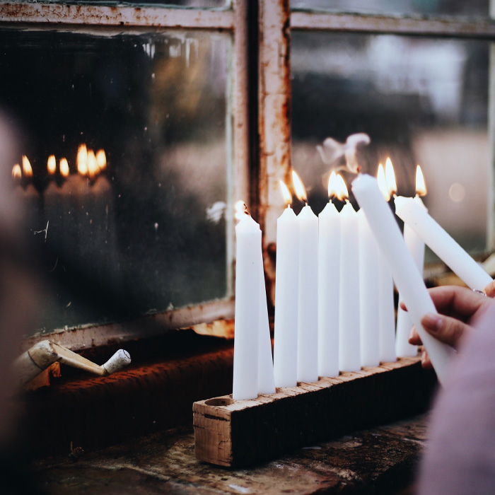 110 Holiday Trivia Questions For A Fun Winter Evening