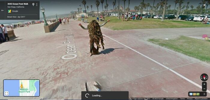 50 Of The Most Amusing And Ridiculous Moments Ever Captured By Google Street View Cameras