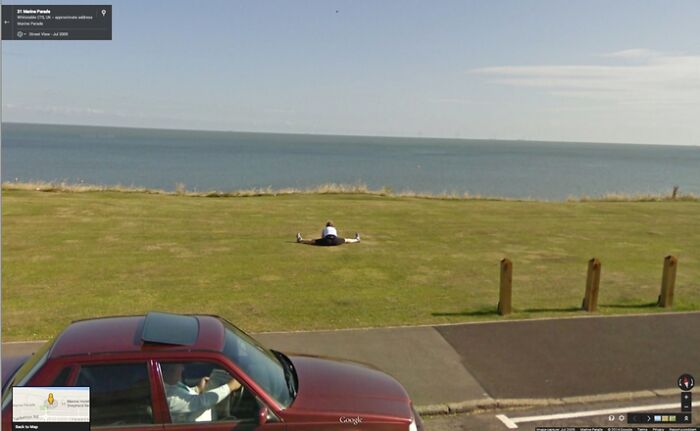50 Of The Most Amusing And Ridiculous Moments Ever Captured By Google Street View Cameras