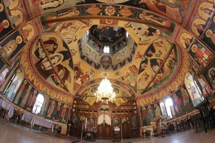 This Artist Paints Amazing Monumental Frescos All By Himself (21 Pics) This Artist Paints Amazing Monumental Frescos All By Himself (21 Pics)