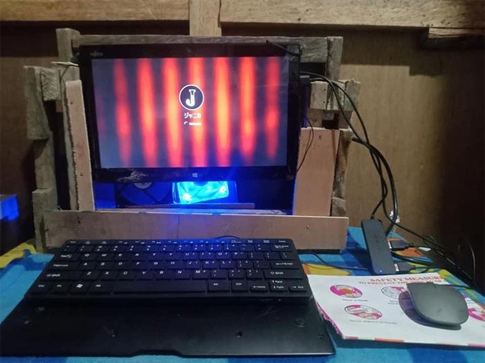30 Times People Spotted Cursed Gaming Setups And Shared Them On This Group