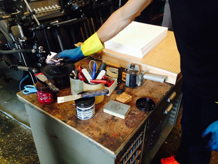 30 Examples Of Privileges That Rich People Have That They Don’t Understand To Be A Privilege