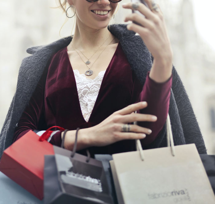 30 Examples Of Privileges That Rich People Have That They Don’t Understand To Be A Privilege