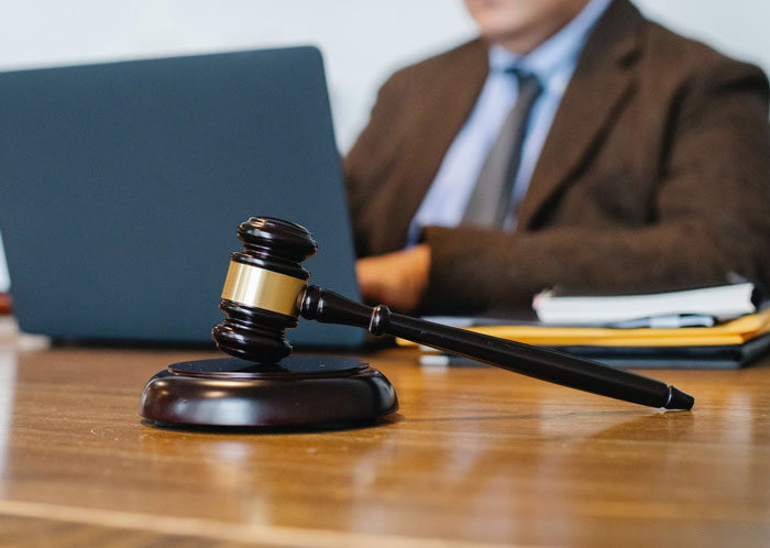 30 Examples Of Privileges That Rich People Have That They Don’t Understand To Be A Privilege