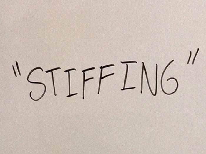 “I Can’t Believe Any Of This Is Even Legal”: Server Explains Why Tip Sharing Is The Worst “I Can’t Believe Any Of This Is Even Legal”: Server Explains Why Tip Sharing Is The Worst