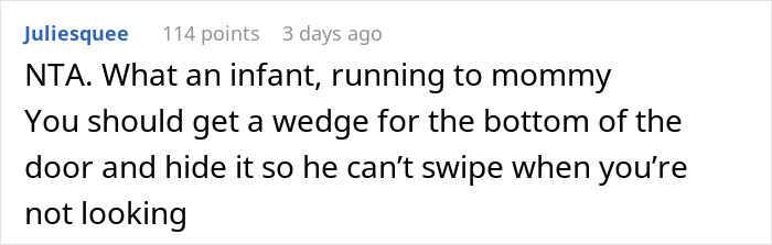 Woman Puts A Lock On Her Home Office Because Of Her Husband’s Constant Interrupting, Later Learns He Removed It Woman Puts A Lock On Her Home Office Because Of Her Husband’s Constant Interrupting, Later Learns He Removed It