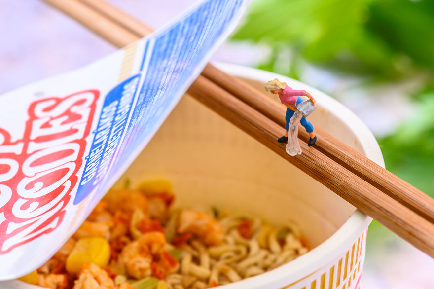I Turn Everyday Objects Into Surreal Miniature Worlds (34 New Pics)