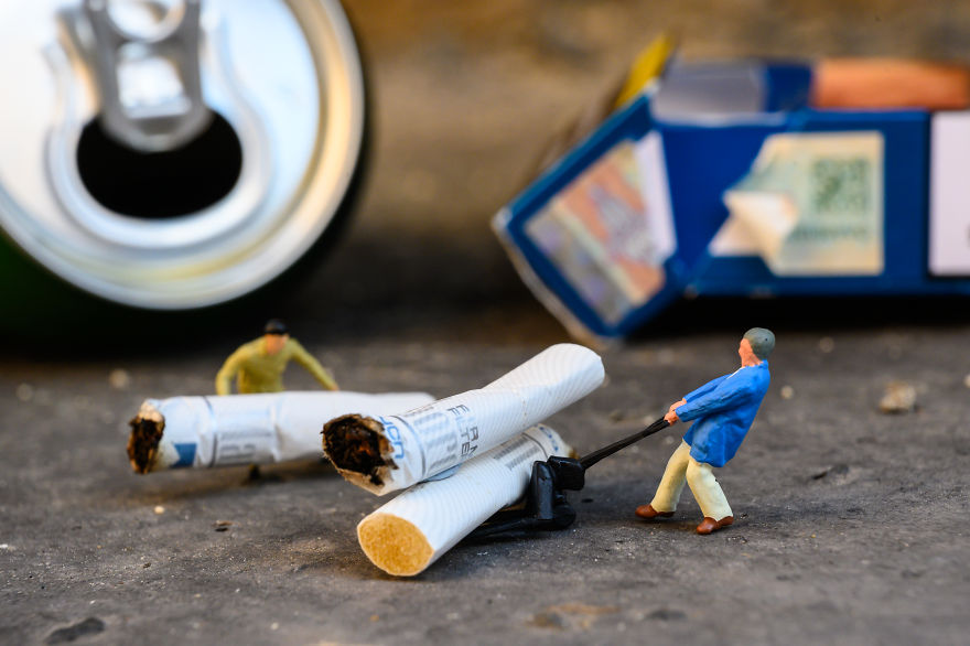 I Turn Everyday Objects Into Surreal Miniature Worlds (34 New Pics) I Turn Everyday Objects Into Surreal Miniature Worlds (34 New Pics)