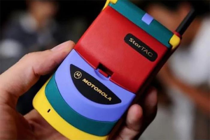 50 Times It Was Totally Unclear What Designers Were Thinking When They Came Up With These Crazy Phones 50 Times It Was Totally Unclear What Designers Were Thinking When They Came Up With These Crazy Phones
