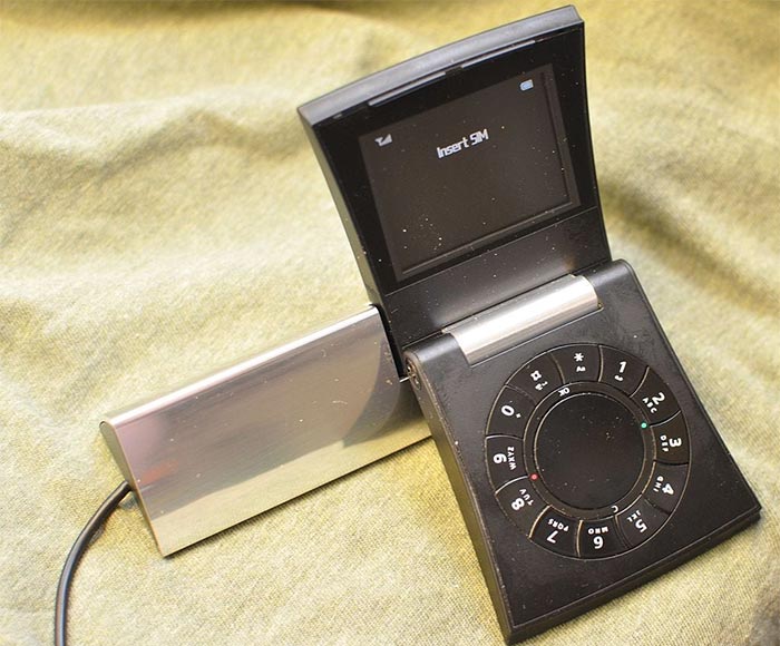50 Times It Was Totally Unclear What Designers Were Thinking When They Came Up With These Crazy Phones 50 Times It Was Totally Unclear What Designers Were Thinking When They Came Up With These Crazy Phones