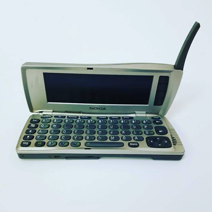 50 Times It Was Totally Unclear What Designers Were Thinking When They Came Up With These Crazy Phones 50 Times It Was Totally Unclear What Designers Were Thinking When They Came Up With These Crazy Phones