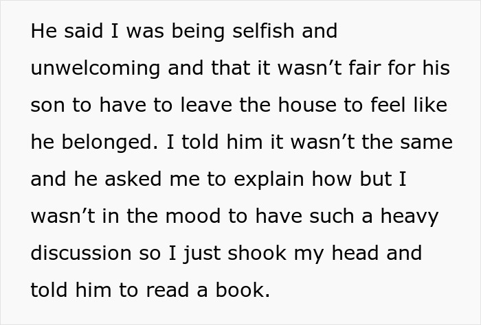 Husband Thinks It’s Unfair Their Christmas Decorations Only Represent Black People, But Wife Refuses To Replace Them Husband Thinks It’s Unfair Their Christmas Decorations Only Represent Black People, But Wife Refuses To Replace Them