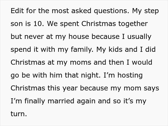 Husband Thinks It’s Unfair Their Christmas Decorations Only Represent Black People, But Wife Refuses To Replace Them Husband Thinks It’s Unfair Their Christmas Decorations Only Represent Black People, But Wife Refuses To Replace Them