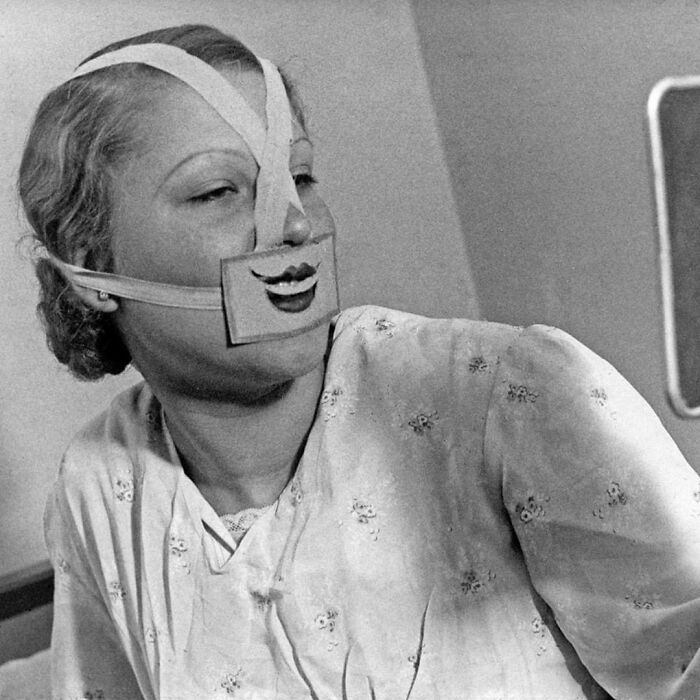 “Library Of The Bizarre”: 50 Incredible And Rare Historical Photos That Explore Moments That Happened In The Past “Library Of The Bizarre”: 50 Incredible And Rare Historical Photos That Explore Moments That Happened In The Past