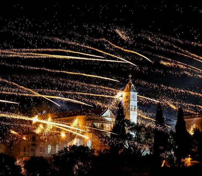 40 Weird Traditions Found Around The World That Might Make You Go “Wait, What?” 40 Weird Traditions Found Around The World That Might Make You Go “Wait, What?”