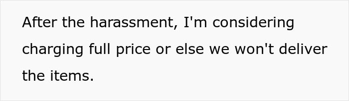 “We’ve Spent Close To $2,000 On All The Materials”: Relatives Invoice Bride After Finding Out They Weren’t Invited To The Wedding “We’ve Spent Close To $2,000 On All The Materials”: Relatives Invoice Bride After Finding Out They Weren’t Invited To The Wedding