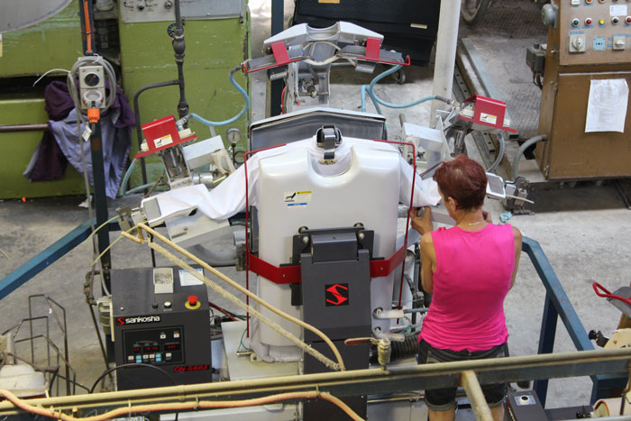 New Manager Demands Employees “Work On The Clock”, And One Malicious Compliance Later, They Rack Up 2,000 Extra Man Hours New Manager Demands Employees “Work On The Clock”, And One Malicious Compliance Later, They Rack Up 2,000 Extra Man Hours