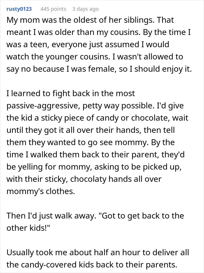 “My Aunt Sees The Can And Starts Screaming”: Man Sick And Tired Of Always Having To Babysit Relatives At Family Events, Solves The Problem “My Aunt Sees The Can And Starts Screaming”: Man Sick And Tired Of Always Having To Babysit Relatives At Family Events, Solves The Problem