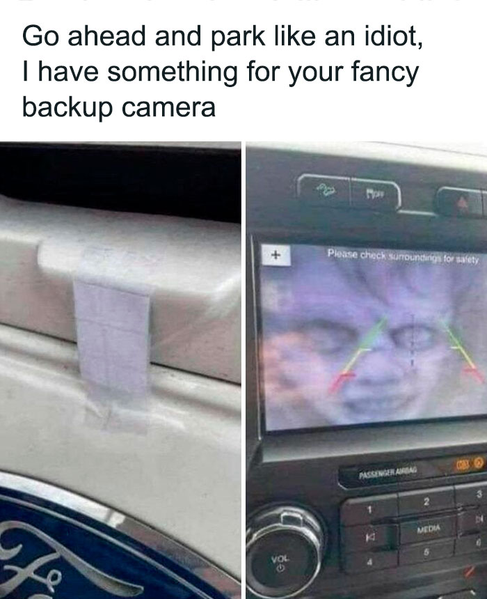 50 Mild And Wholesome Cases Of Vandalism People Have Documented In The Streets (New Pics)