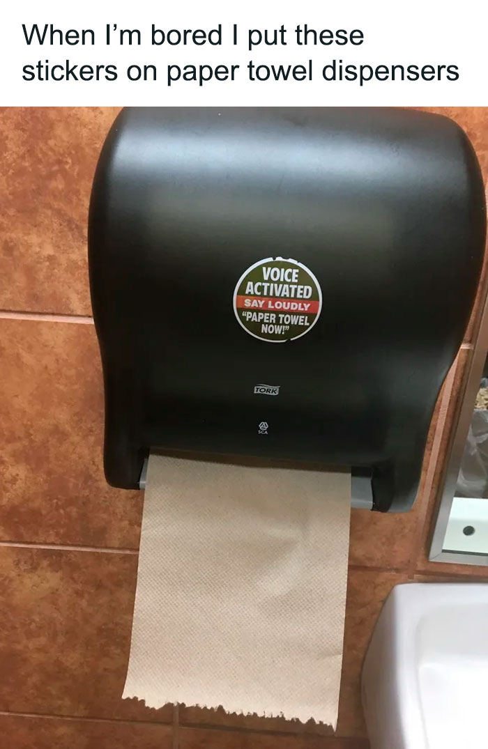 50 Mild And Wholesome Cases Of Vandalism People Have Documented In The Streets (New Pics)